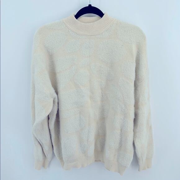 Aelfric Eden mock neck monochromatic cloud knit pullover sweater sz L - Picture 1 of 6